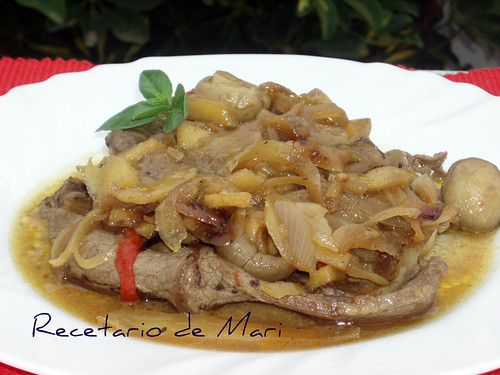 bistec con cebolla y manzana5